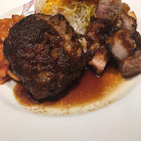 ビストロあじと - ハンバーグと豚テキのセット