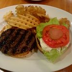 The Pantry - HAMBURGERPLATE(90g)：1,050円