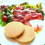 馬車道十番館 - 