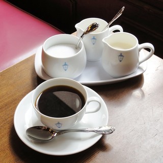 馬車道十番館_1