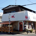 Yakisobabaruiijimaya - テラス席も稼働中！自家製麺行田焼きそばバル飯島屋