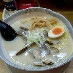 ラーメンむつみ - あさり塩バター大盛。980円。