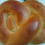 丹市パン - つやつやの香りのよいパンです。