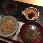 大三 - 食事は鯛飯です！お替わり自由！