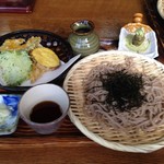 そば処 ふるさと - 野菜天ざる(1200円)