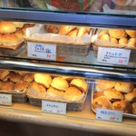 ミルクロール - 店内ショーケース