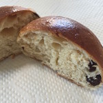 ミルクロール - レーズンブリオッシュ 40円(税込)