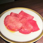 グリエ タニグチ - 上タン・塩焼。1100円