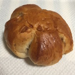 ミルクロール - クルミロール 50円(税込)