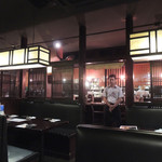 Ebisu Restaurant - お隣は日本人駐在員の方でした