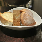 ワイン バー いちのへてりーぬ - 手作りパン