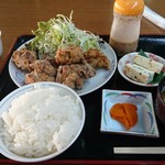 Heike Honjin - 唐揚げ定食は880円