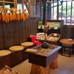 神楽宿 - 併設されているお土産屋さんです