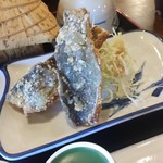 神楽宿 - 揚げ物：虹鱒の唐揚げ