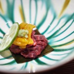 肉屋 雪月花 NAGOYA - ハラミ昆布〆雲丹乗せ