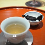 肉屋 雪月花 NAGOYA - 桂花烏龍茶と塩昆布生キャラメル
      
      