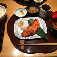 伊豆の旬 やんも 丸の内店 - 
