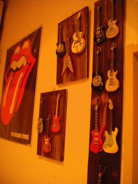 Chikashitsu no Uma no Hone