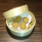 くつろぎダイニング 桃源郷 - 胡麻団子