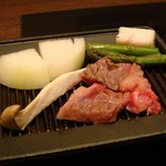 オーシャンテラス あじさい - 神戸牛肩ロース鉄板焼き
      