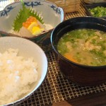 オーシャンテラス あじさい - ご飯・豚汁