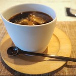 Momogusa Kafe - カジタコーヒーのアイスコーヒー。