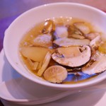 齋華 - 【3品目】松茸とポルチーニ茸のスープ