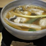 つきじ 文化人 - 牡蠣せいろはほんのり味噌仕立て、長葱の使い方がGOO