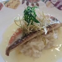 海辺のレストラン ラ・プラージュ - 魚のポワレ、リゾット添え。