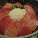 日本料理 銀座 大野 - 本鮪ばくだん丼のアップ