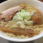 人類みな麺類 - らーめんmacro大盛り(800+100円）