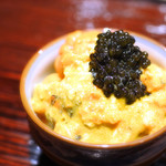 東麻布 天本 - 馬糞雲丹×津蟹味噌小丼