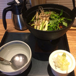 山形蕎麦と串揚げのお店 焔蔵 - 鴨セリ鍋