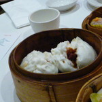 SHARK FIN INN - チャーシュー饅