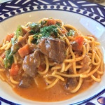 アダージオ - 鹿肉のラグーときのこのボローニャ風スペゲッティーニ