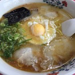 松葉軒 - 玉子入りラーメン