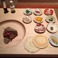 Salon du Kuma3 北新地 - 自分で仕上げるユッケ