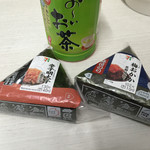 セブンイレブン - 料理写真:11月8日の朝食
これで 足りるか心配