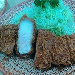 とんかつ　若葉 - 厚切りロースカツ