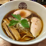 らぁ麺 とうひち - 2016/11/13 鶏醤油らぁ麺（750円）大盛り（100円）