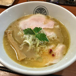 らぁ麺 とうひち - 2016/11/13 鶏白湯らぁ麺（750円）