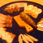 鮮 徳之介 - 各種くじら他　いや、ほんと、くじらがこれほどうまいとはね。