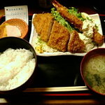 茶漬 鹿火矢 - 大海老フライとロースかつ定食750円