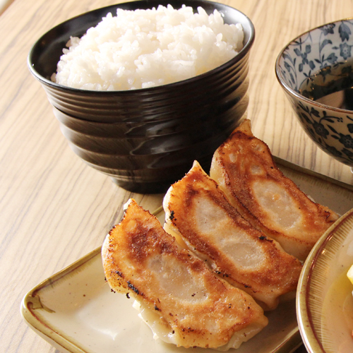 閉店 東京炊餃子 南1条店 西４丁目 餃子 食べログ