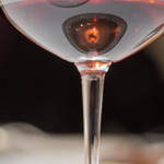 ラチュレ - 玻璃盞（グラス）に赤葡萄酒（さけ）