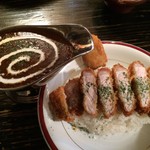 カレー屋アカマル - カツカレー
