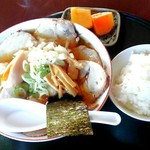 豚児 - 中華そばチャーシューまし1030円。
小ライスサービス。