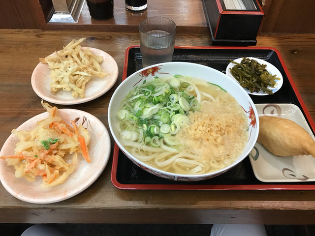 手打の味 小泉 行橋店 行橋 うどん 食べログ