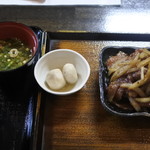 ごはん家 くらた - 料理写真:豚生姜焼き定食＠850