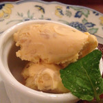 らんぷ亭 - 生姜のアイス